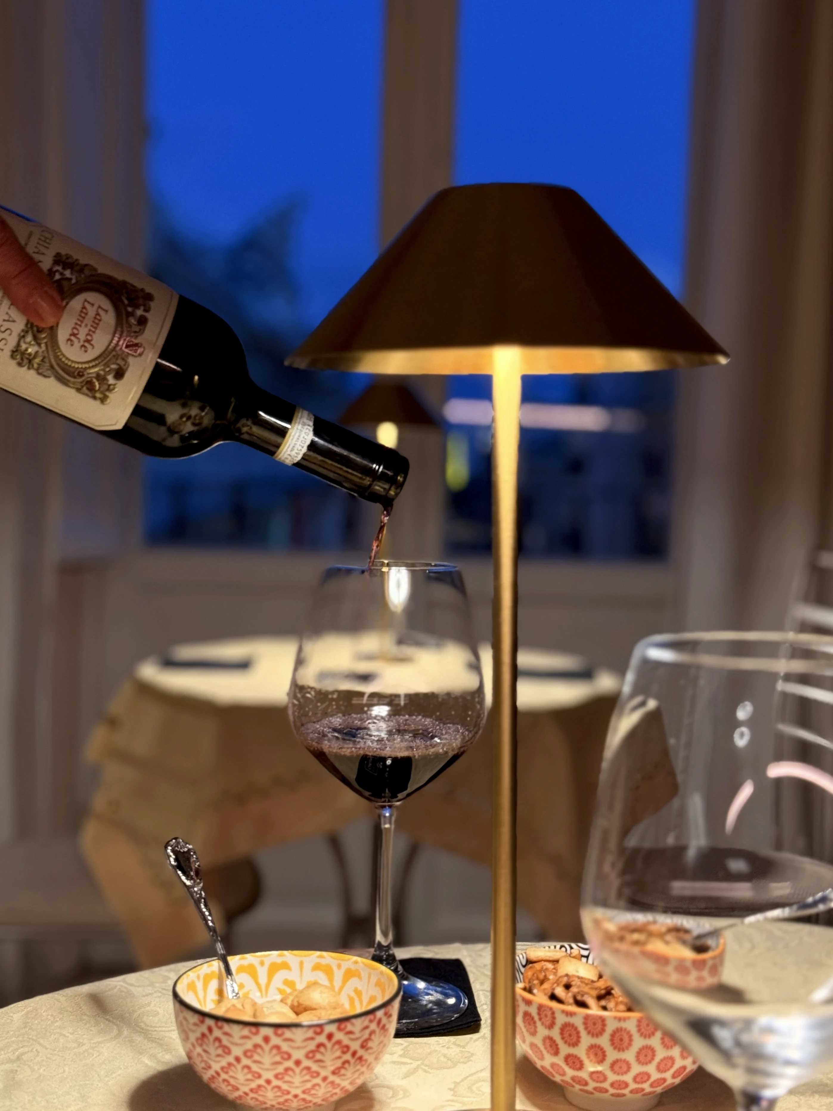 Cena privata al Lilium Boutique Hotel Roma — vino, candele e atmosfera intima
