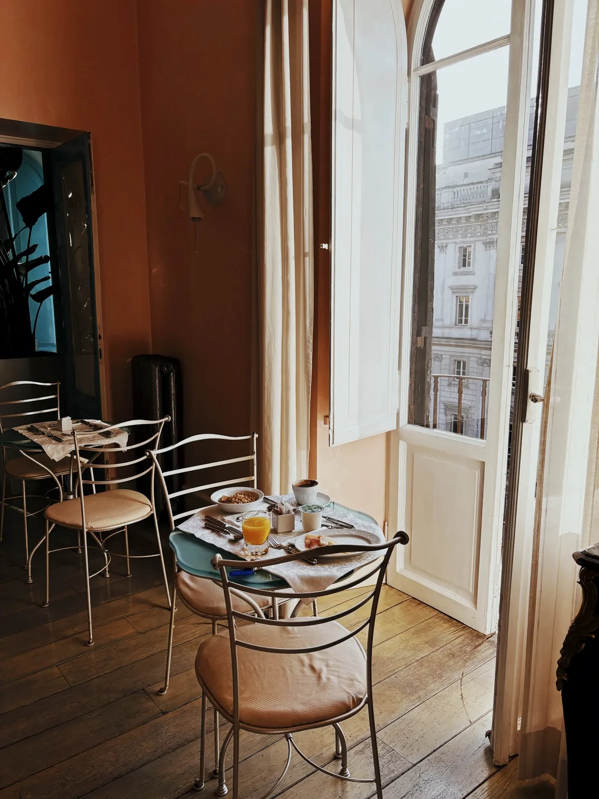 Sala colazione e bar del Lilium Hotel Roma